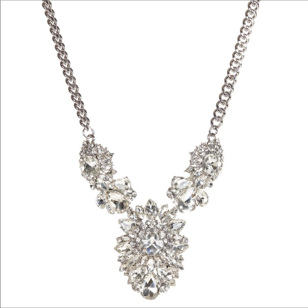 Elegant Glass Crystal Necklace